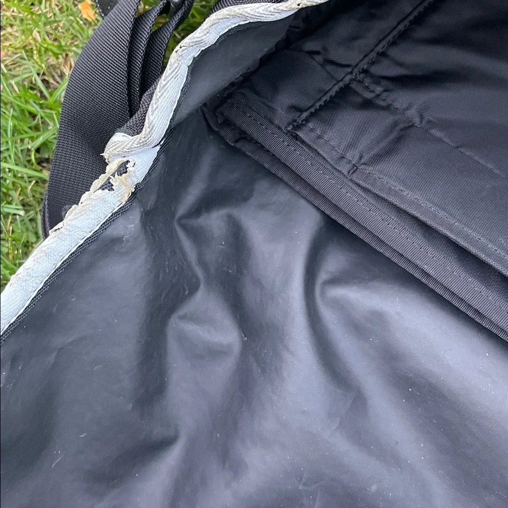 Timbuk2 some damage